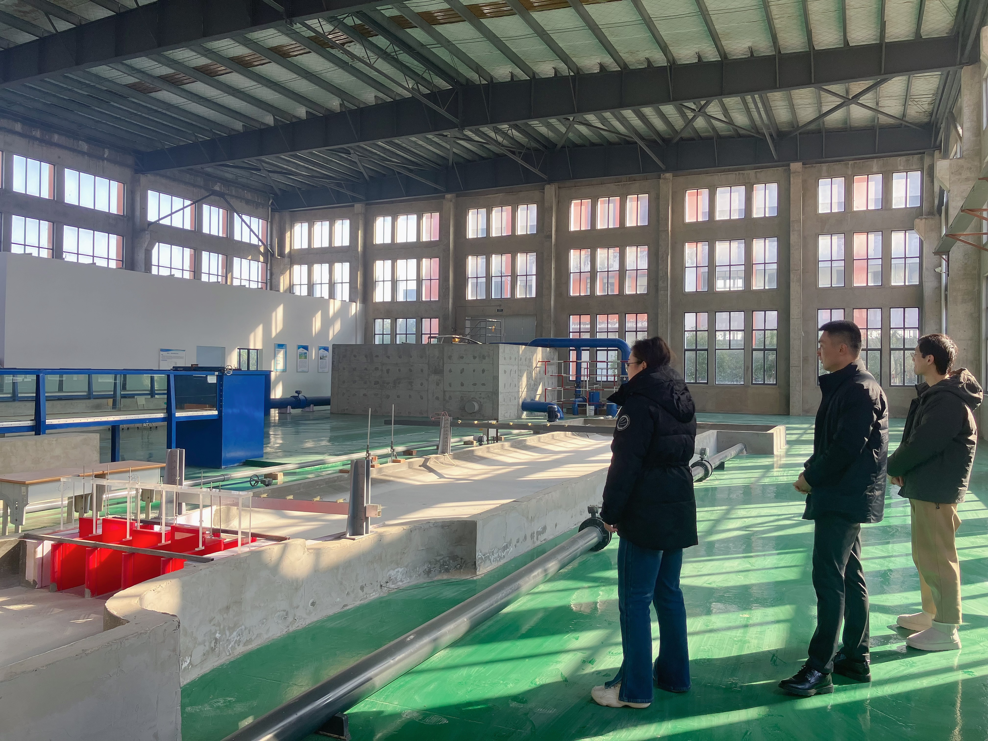 <strong>水利工程学院实验室期末安全检查筑牢校园安全防线</strong>