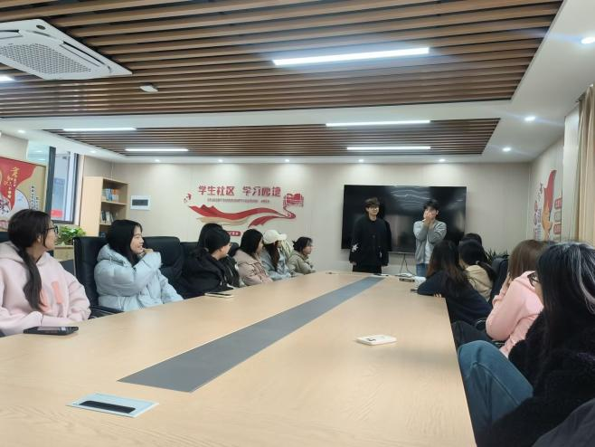 管理学院开展趣味职业生涯规划体验活动